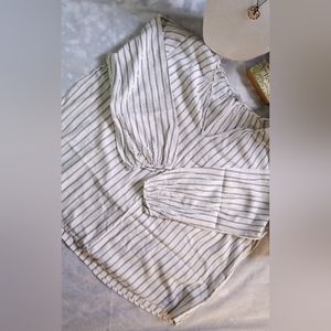 Old Navy women's top